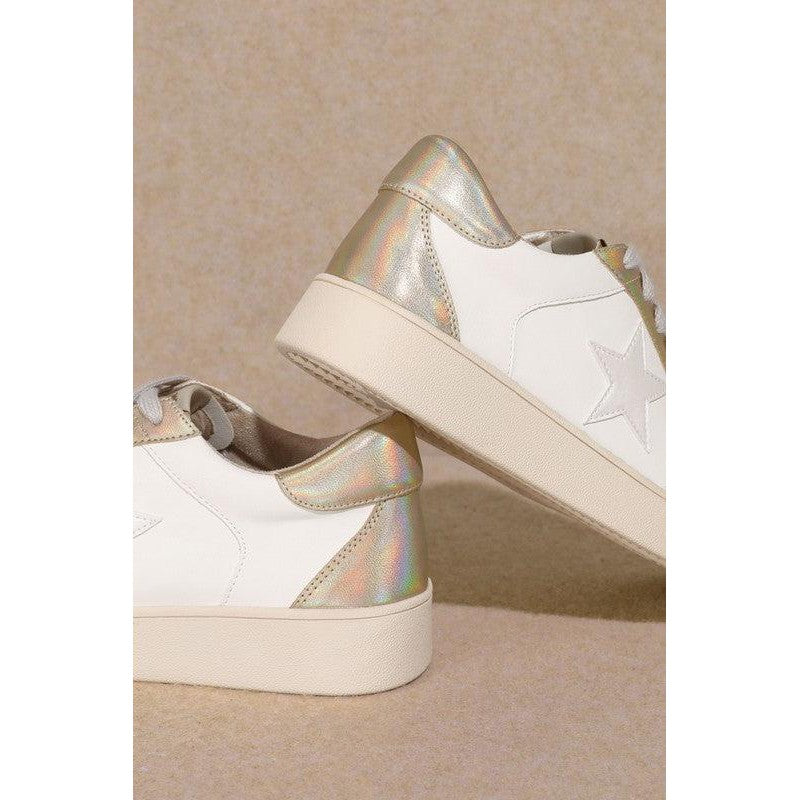 Juniper Star Sneakers in White and Gold (6-10)