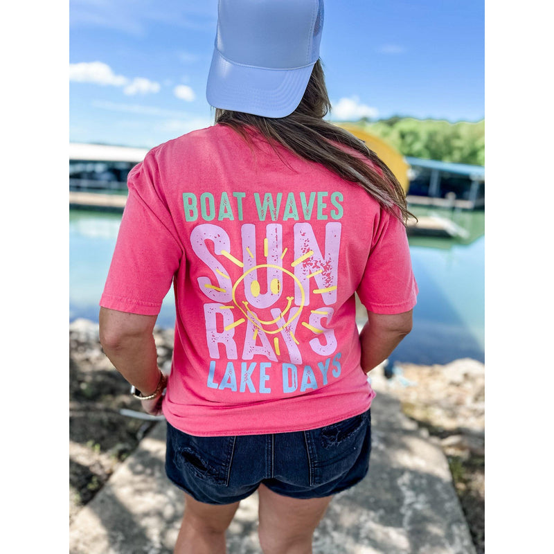 {PREORDER} Boat Waves Sun Rays Lake Days (S-3XL)