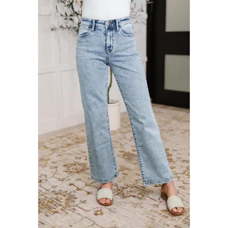 Judy Blue Debbie High Rise Stone Wash Straight Fit Jeans