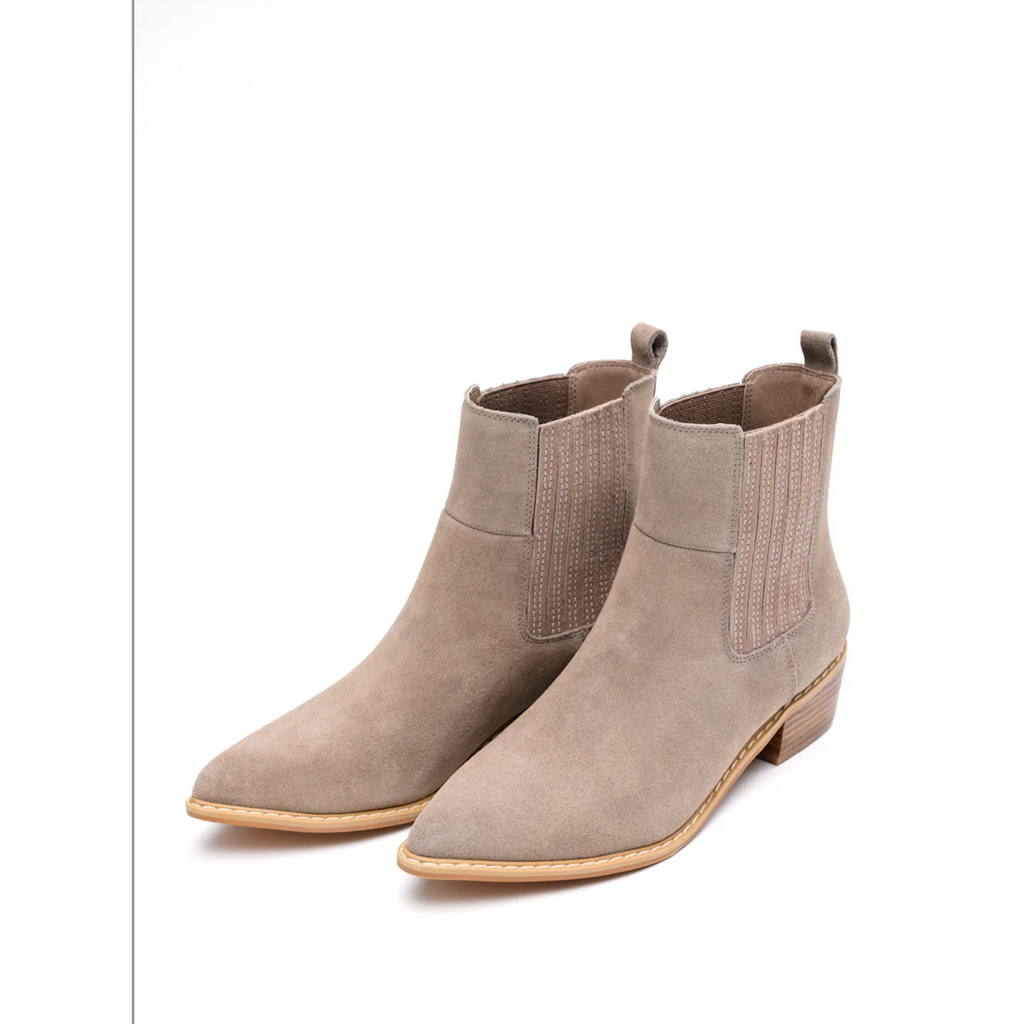 Leonor Suede Ankle Boot in Taupe (6-11)