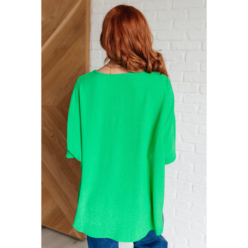 Set the Expectation V-Neck Top (S-3XL)