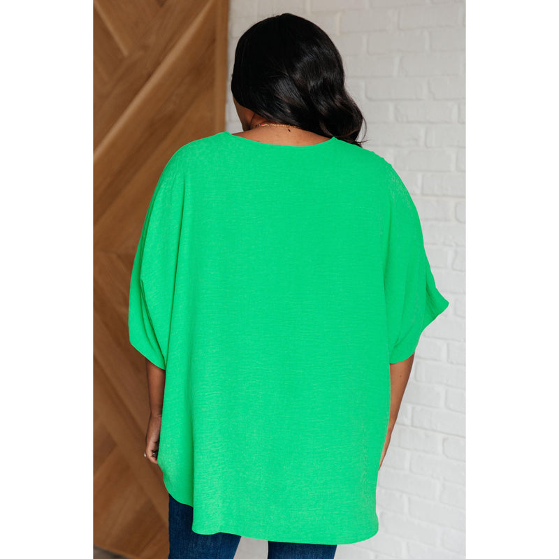 Set the Expectation V-Neck Top (S-3XL)