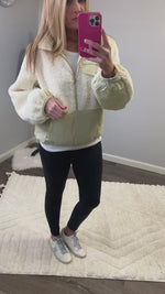 AEMI + Co Ziggy Fleece Pullover in Cream